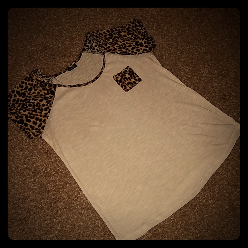 Women's t-shirt